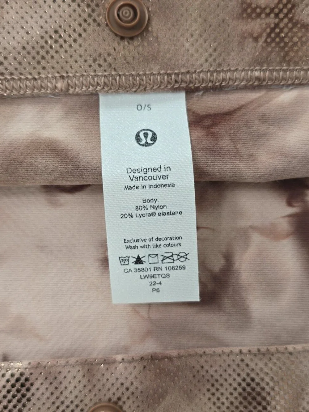 LULULEMON Customizable Snap Scarf Shine Diamond Dye Misty Shell Cacao Diffuse...